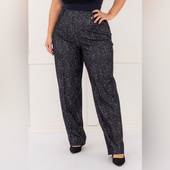 SPANX Ponte Barrel Leg Pant - Picture 2 of 15